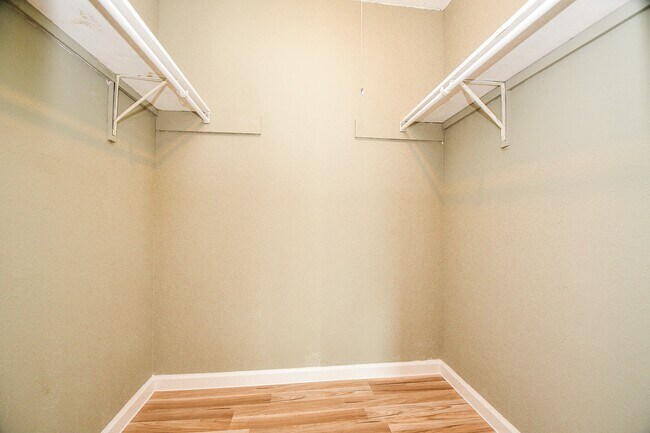 Foto del edificio - 17022 Quail Park Dr