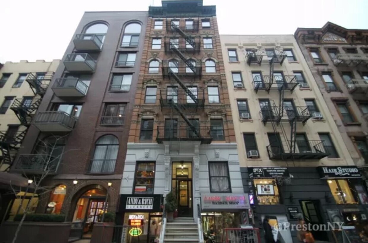 Primary Photo - 245 E 77th St
