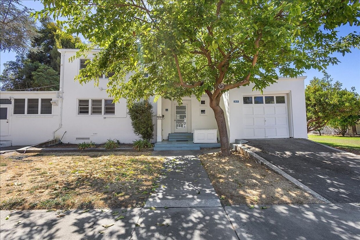 Photo - 2835 San Pedro Rd - 4 bedroom plus bonus space | 3.5 bathroom | Single family home