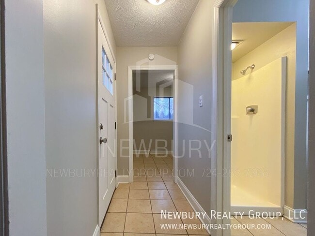 Foto del edificio - 4 Clearview Meadows