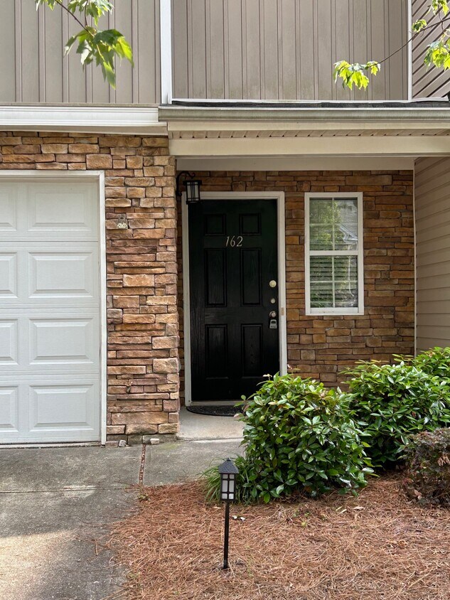 Primary Photo - 162 Turtle Creek Dr