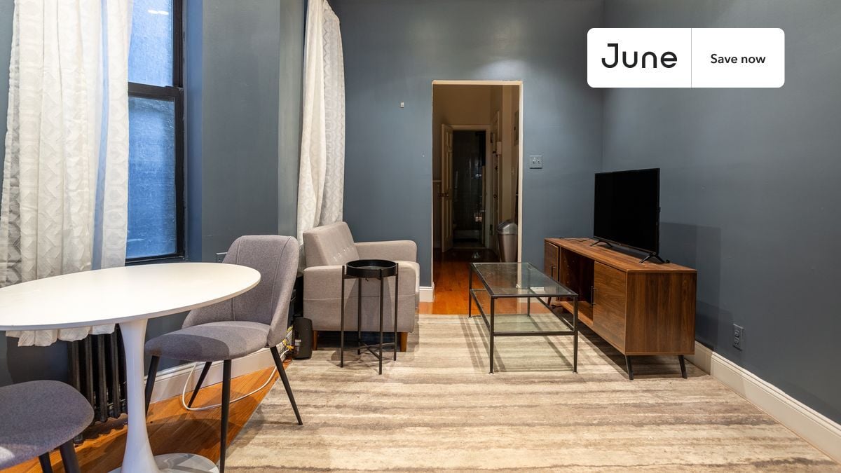 Foto principal - 715 E 5th St