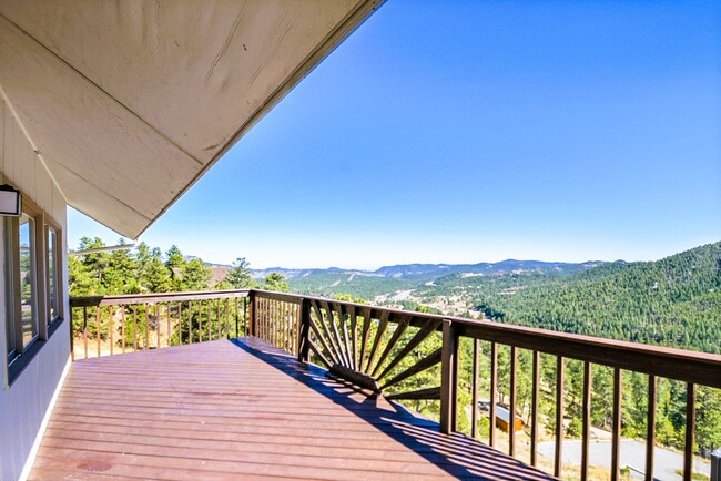 Photo - 1244 Hyland Dr House