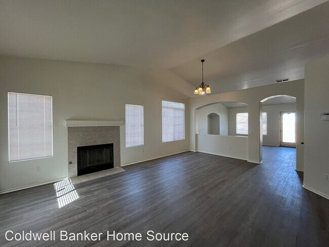 Building Photo - 4 br, 2 bath House - 10296 Lawson Ave