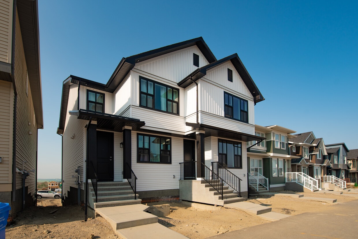 Primary Photo - 274 Aquila Dr NW