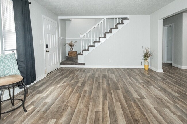 Building Photo - 3504 Trant Ave