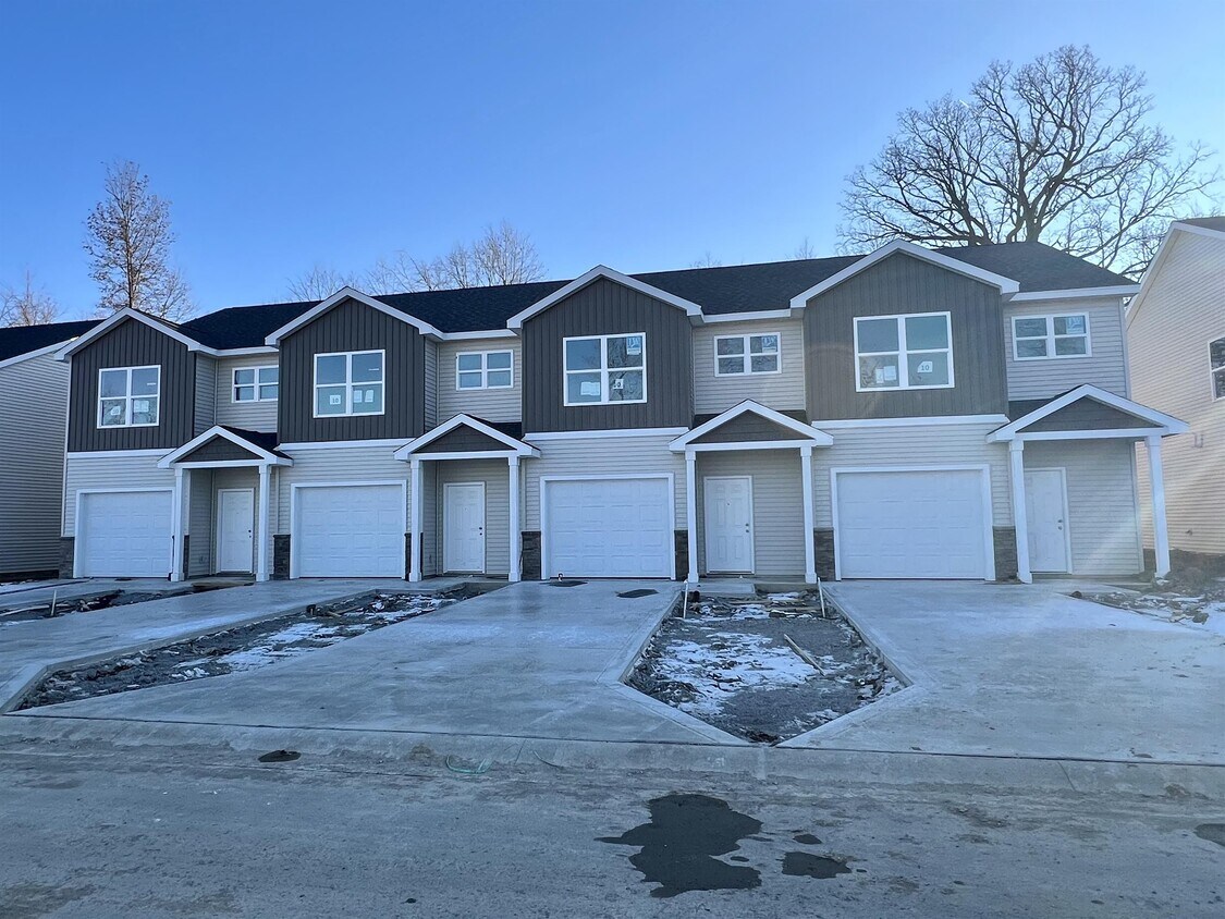 Foto principal - 10056 Arbor Pk Blvd
