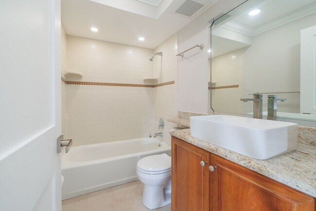Foto del edificio - 2100 N Atlantic Ave