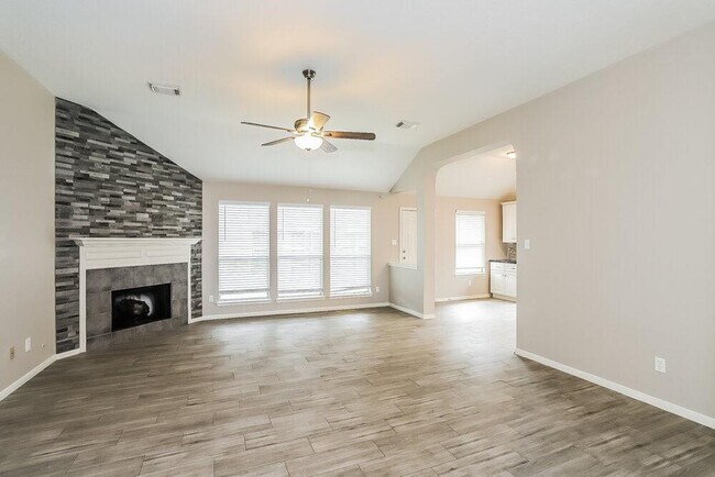 Building Photo - 5113 Orange Blossom Ct