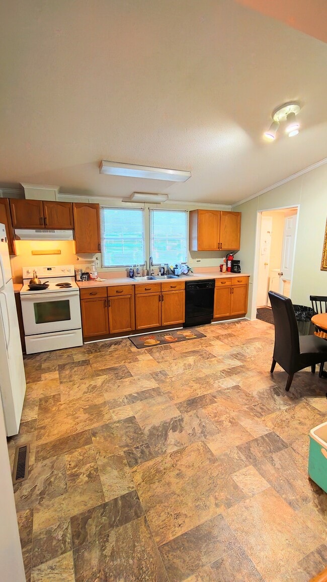 Building Photo - 3738 Vickery Dr