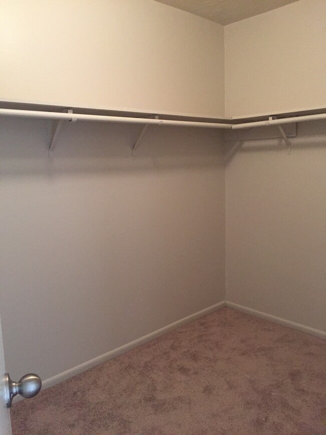 Building Photo - 2502 Long Drive, Unit B