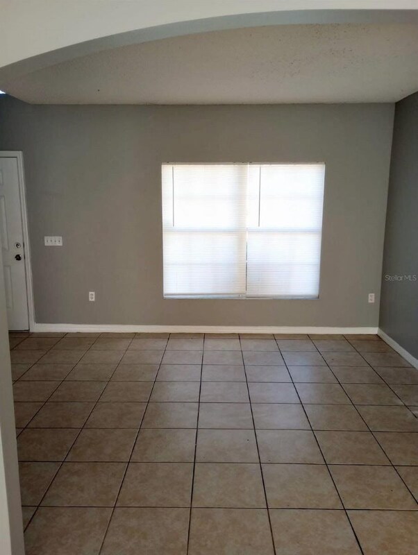 Primary Photo - 606 Bluebill Ct