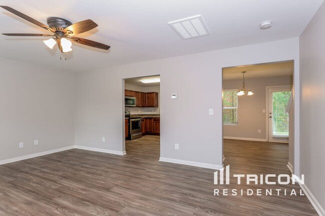 Building Photo - 117 Maple Crest Dr