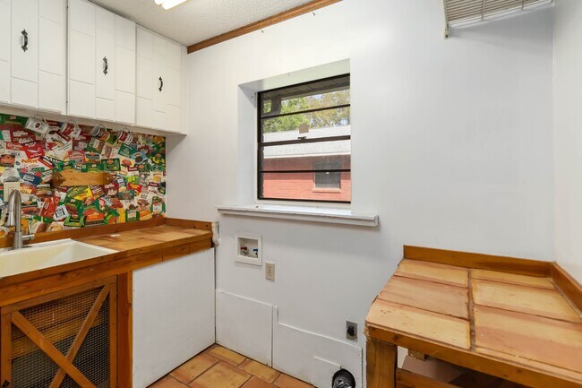 Foto del edificio - 9410 7th Ave