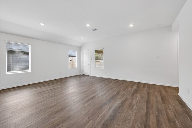 Foto del edificio - 24756 Sage Mdws Wy