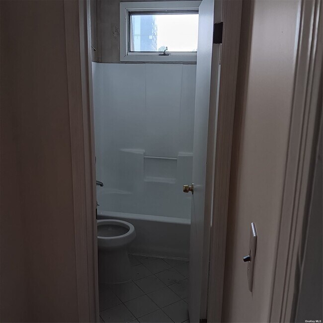 Foto del edificio - 133-22 Inwood St