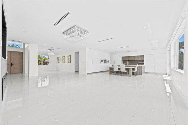 Building Photo - Northeast 28th Avenue, Lighthouse Point, F...