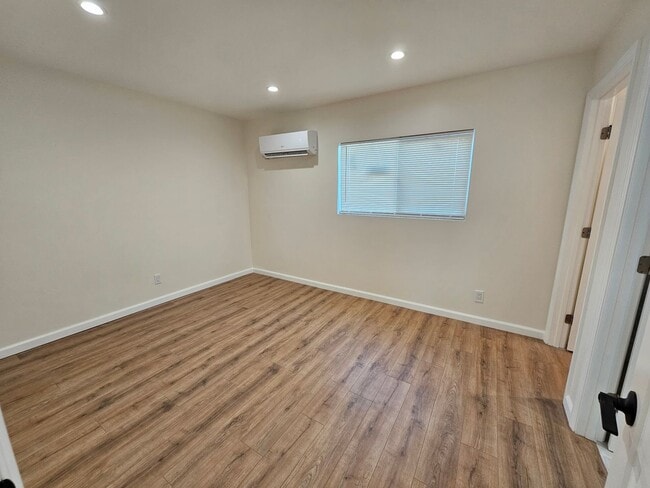 Foto del edificio - EE741F