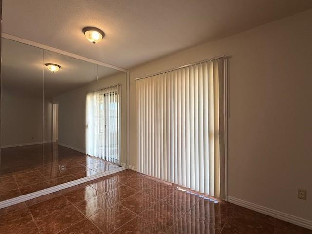 Foto del edificio - 12802 Midway Rd