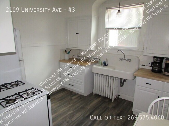 Foto del edificio - 2109 University Ave
