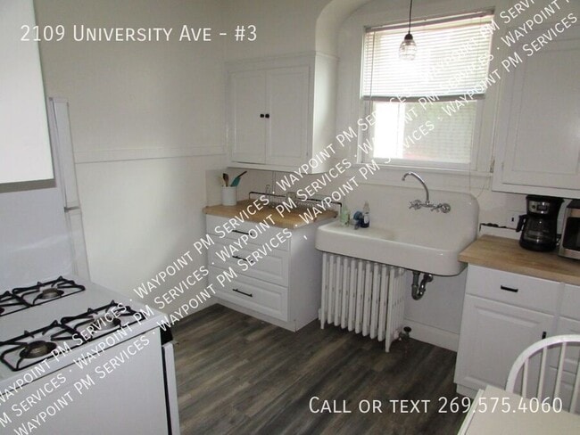 Building Photo - 2109 University Ave
