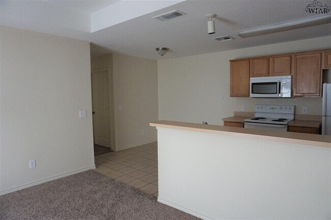 Building Photo - 4710 Brookdale Dr
