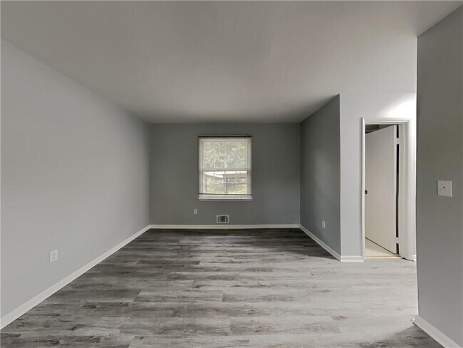 Foto del edificio - 138 Candlelight Ln SW