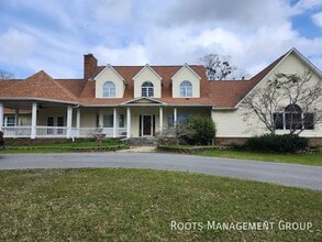Building Photo - 2038 Co Rd 137