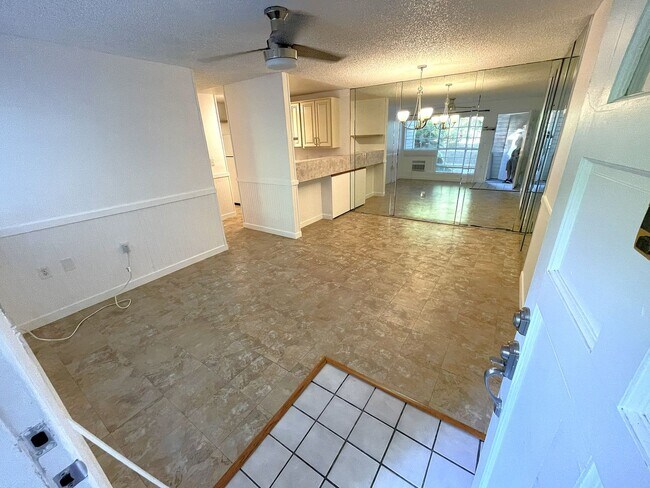 Foto del edificio - Updated 2-Bedroom Condo in Prime South Kihei Location in Keonekai Villages