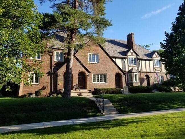 Building Photo - 2084 Coventry Rd