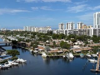 Foto del edificio - 300 Three Islands Boulevard