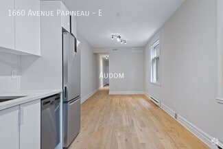 Building Photo - 1660 Av. Papineau