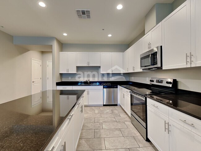 Foto del edificio - 2562 N Heritage St