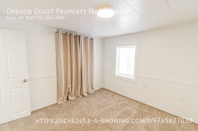 Foto del edificio - 537 SW 32nd St