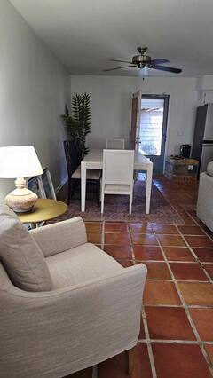 Foto del edificio - 1221 Forest St
