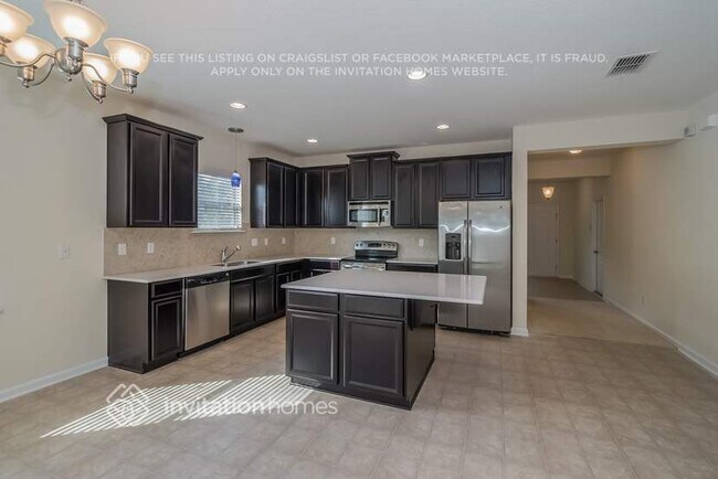 Foto del edificio - 192 Woodfield Ln