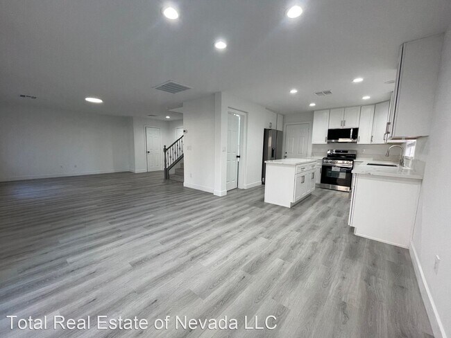 Building Photo - 3 br, 3 bath House - 6734 Erato Falls St.