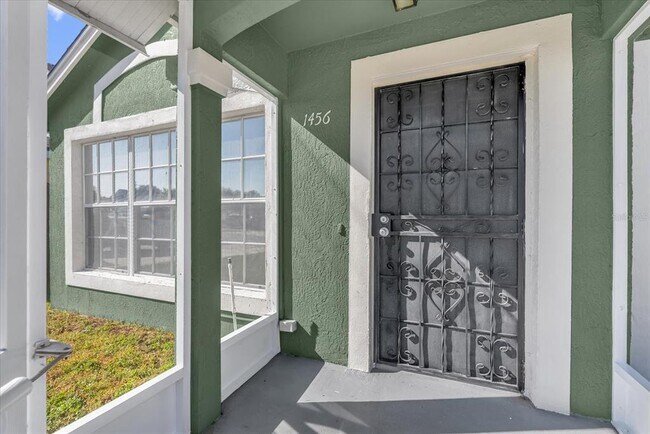 Foto del edificio - 1456 Brookebridge Dr