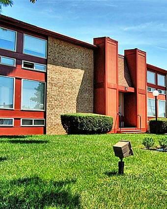 Building Photo - North Crossing