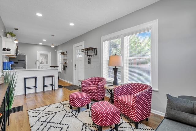 Building Photo - 745 Sullivant Ave