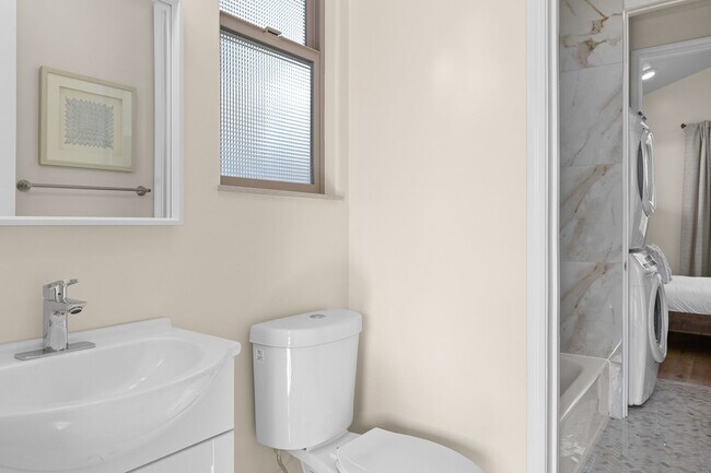 Foto del edificio - Charming 1 bed/1 bath Detached Guest House...