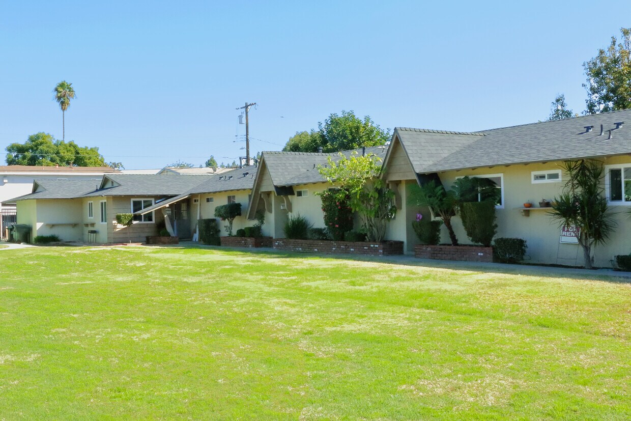Foto principal - 318 N Vine St