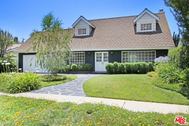 Foto del edificio - 5655 Ramara Ave