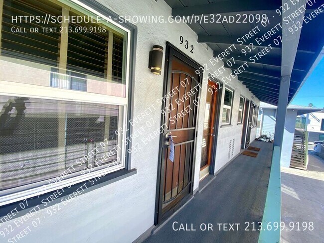 Foto del edificio - 932 Everett St