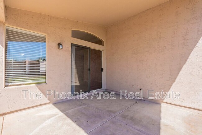 Foto del edificio - 1261 N Balboa Dr