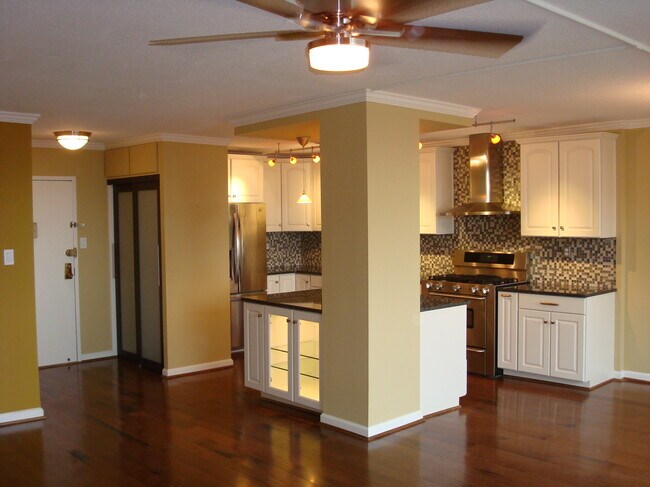 Building Photo - 11801 Rockville Pike