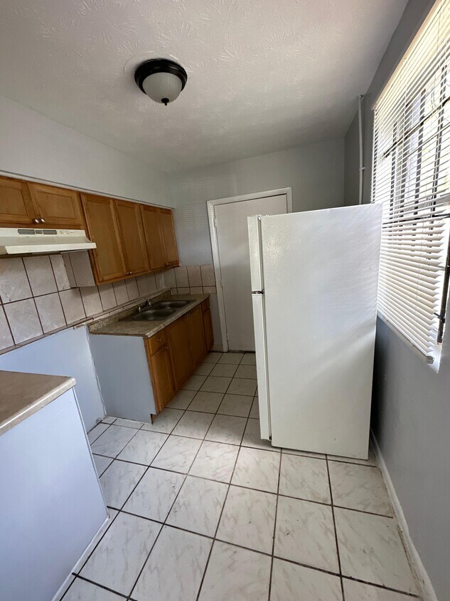 Foto principal - 1614 W 3rd St