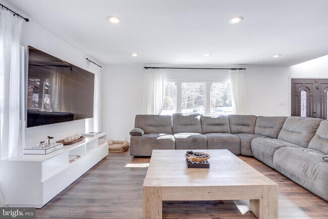 Foto del edificio - 5704 Wood Duck Ct