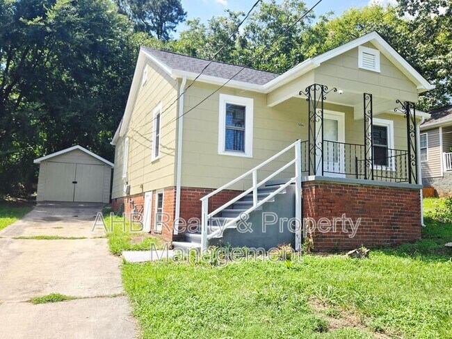 Building Photo - 506 Lakeside Ave