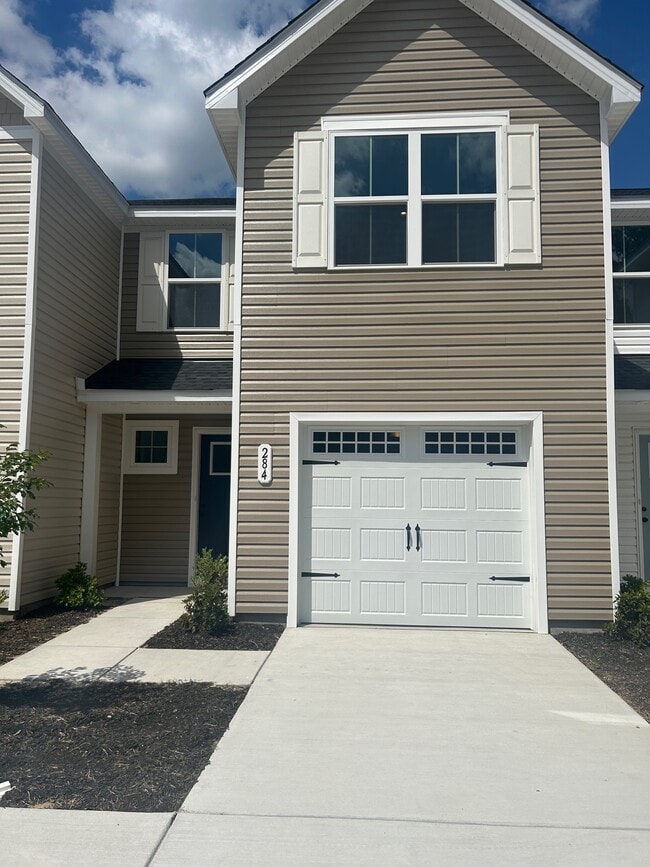 Photo - 284 Meadows Dr Townhome